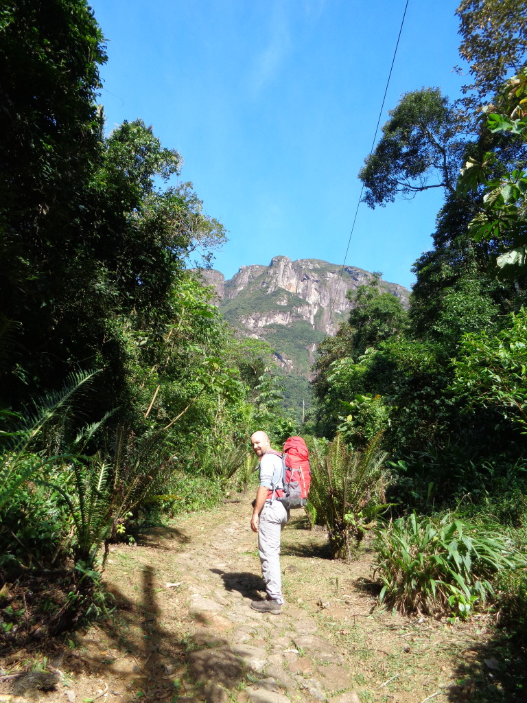 Chegando no Marumbi com céu azul, isso realmente é uma coisa bem difícil rsrs