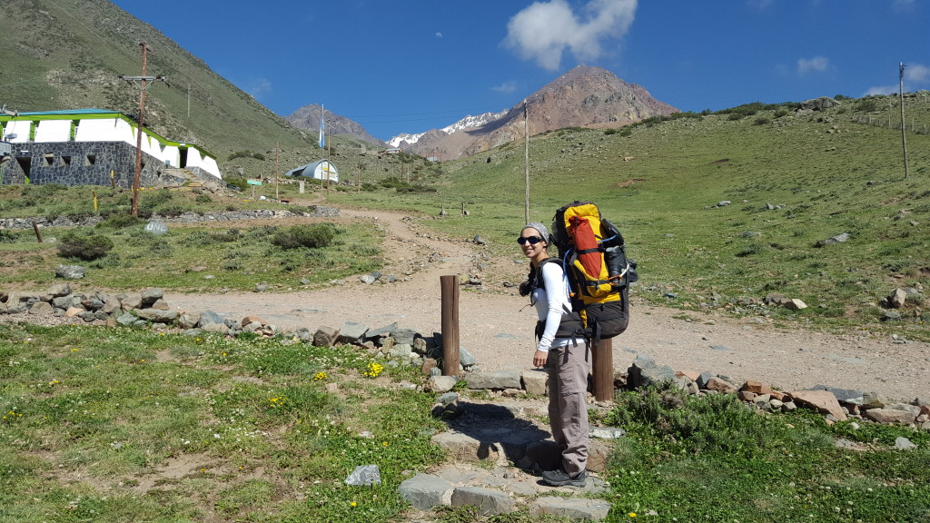 Michelle bem carregada para passarmos os próximo dias na montanha.
