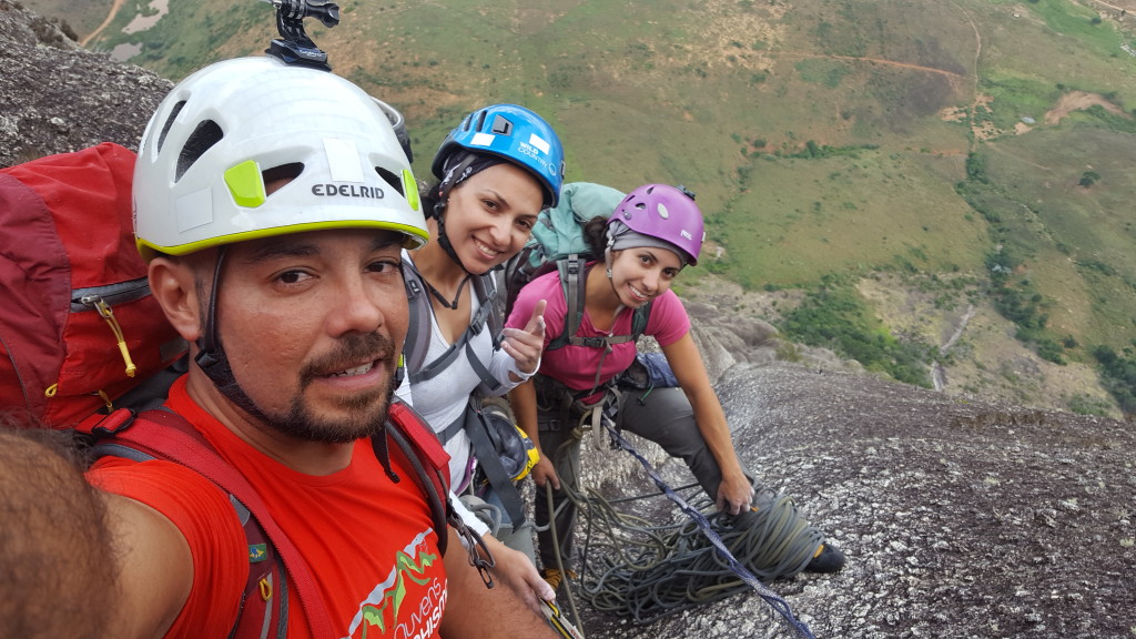 Natan, Michelle e Carol, uma das canaletas.