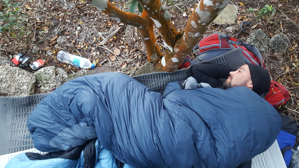 E a preguiça de levantar fica aonde.