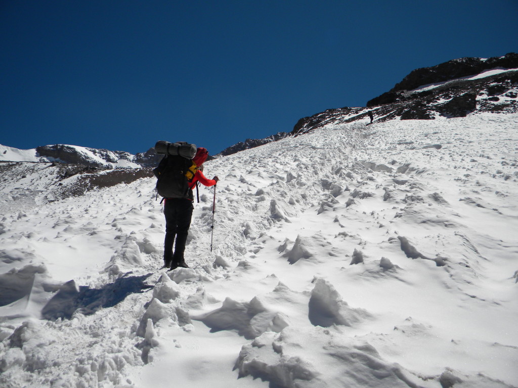 Subida para o acampamento Canada.