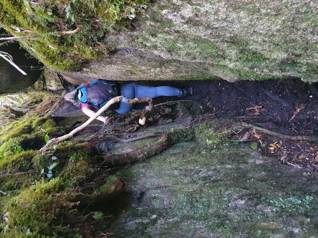 A fenda da trilha do Capivari
